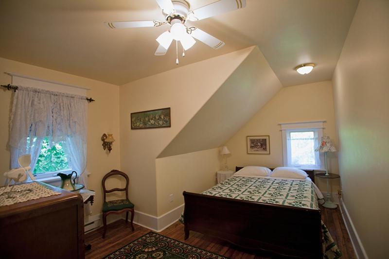 Lionheart Guest House Лайънс Хед Екстериор снимка