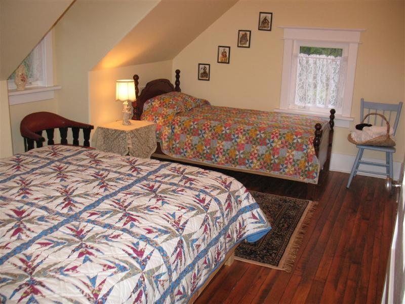 Lionheart Guest House Лайънс Хед Екстериор снимка
