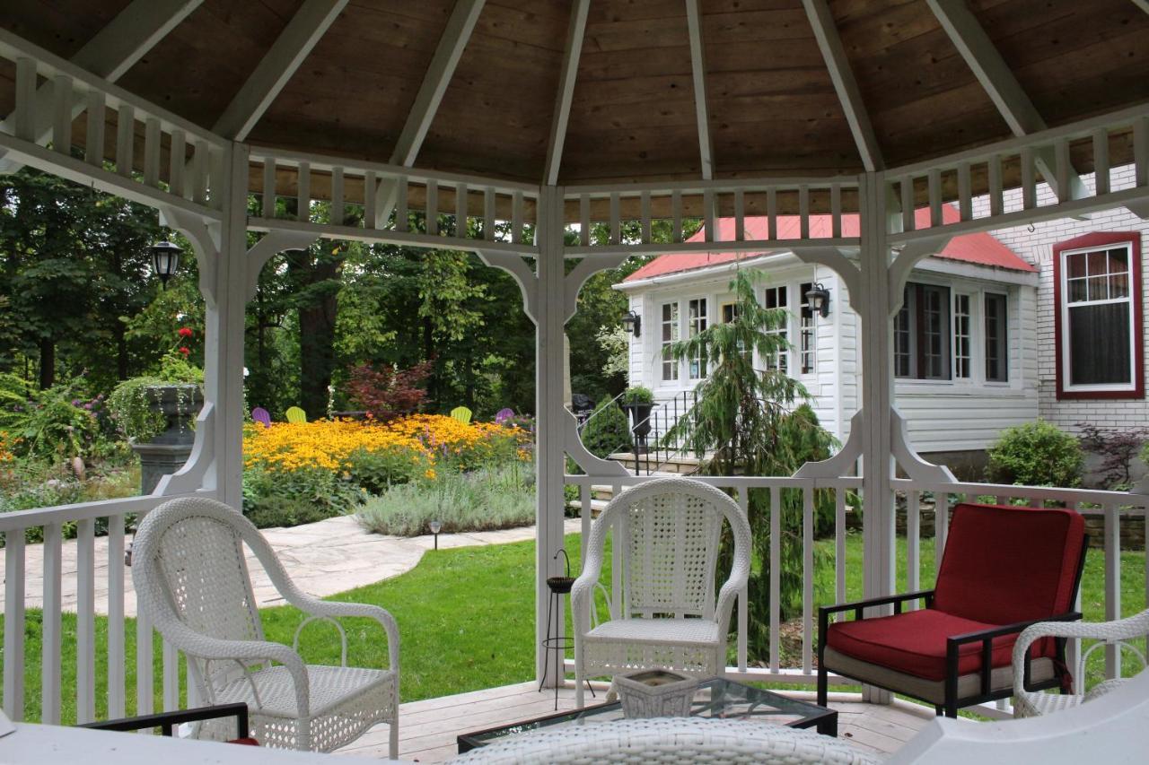 Lionheart Guest House Лайънс Хед Екстериор снимка